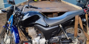 GCM apreende motocicleta e prende homem acusado de traficar entorpecentes