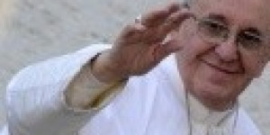 Papa Francisco pede ajuda da comunidade internacional no combate ao ebola