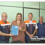 Coordenador estadual de Defesa Civil entrega mapa de áreas de risco e visita bairro afetado