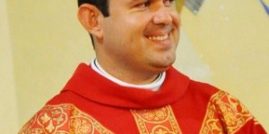 Padre Anderson assume como Vigário Paroquial da Igreja Matriz de São Sebastião