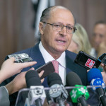 Alckmin defende redução de custos e da burocracia para quem tirar a Carteira de Habilitação