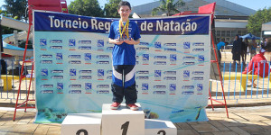 Atleta de natação do Clube de Campo é destaque no torneio regional de natação F.A.P.