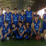 Basquete Sub 12 perde mas continua líder da competição