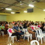 Projeto ''Idoso Legal'' realiza entrega de carteirinhas