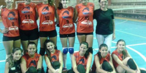 Equipe infantil feminina de vôlei vence Monte Alto pelo torneio da APV