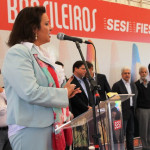 Prefeita Renata Braga participa de entrega oficial da nova escola do Sesi em Porto Ferreira