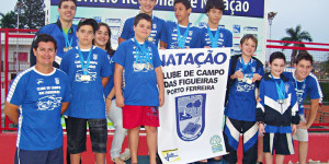 Equipe de Natação do Clube de Campo Participa do Torneio da Federação Aquática Paulista Na Cidade de Mococa