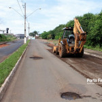 Departamento de Obras inicia recuperação de pavimento da avenida Arcyr Giaretta Barcellos