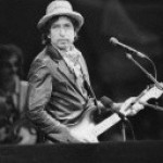 Prêmio Nobel de Literatura é concedido ao cantor Bob Dylan