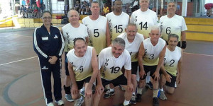 Equipes de vôlei da “melhor idade” participam de festival em Sertãozinho