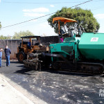 Rua do Jardim Santa Cruz recebe pavimentação depois de décadas