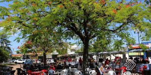 Praça da Rodoviária recebe novamente a Feira Livre Municipal aos sábados