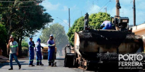 Programa Asfalto Novo faz recapeamento em ruas da Vila Real