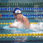 Atleta Ricardo Teixeira representa o Clube de Campo das Figueira no Campeonato Paulista de Natação