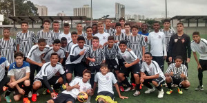 Equipes das categorias de base do PFFC jogaram no Parque São Jorge contra as equipes do Corinthians