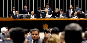 Primeira legislação para internet é aprovada no Senado