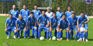 A tradicional equipe do Lago F.R. apresenta novo uniforme na cor azul