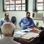 Prefeito discute com deputado federal recursos para o município