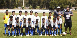 Sub-15 do projeto Atleta do Futuro disputa partida em Descalvado