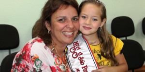 Prefeita Renata Braga recebe visita da Miss São Paulo Mirim Ana Paula Marrichi