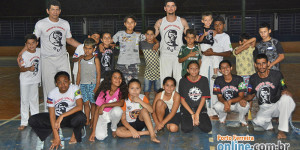 Aula Voluntária de Capoeira com Mestre Souza no Jardim Anésia