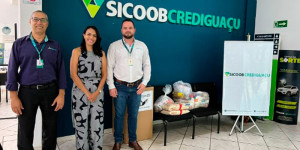 Banco Sicoob doa 50 Kilos de Alimentos para o Fundo Social de Solidariedade