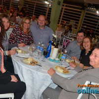 Jantar Dançante em comemoração ao Dia das Mães pelo Fundo Social de Porto Ferreira - Foto 45