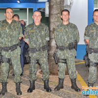 Entrega pela primeira vez os títulos de “Policial Padrão” - Foto 41