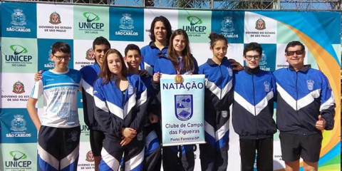 Equipe de natação do Clube de Campo das Figueiras representa o município nos Jogos Regionais