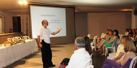 Evento ‘Cardápio Rubem Alves’ foi apresentado a educadores no salão do Clube de Campo