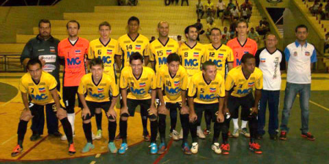 Copa Record de Futsal: após derrotar São João, Porto Ferreira enfrenta Divinolândia