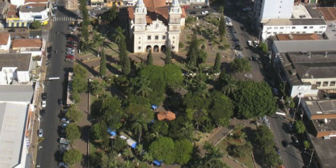 Departamento de Cultura e Turismo anuncia volta da “feirinha” na praça da Matriz