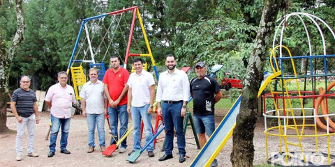 Clube de Campo das Figueiras faz doação de brinquedos para o Parque Henriquetta