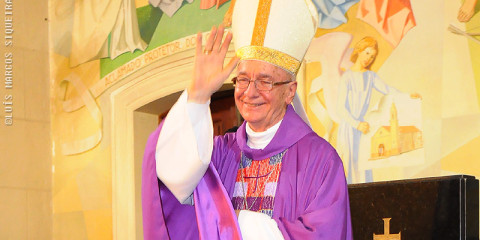 Cardeal Dom Cláudio Hummes preside Missa na Igreja Matriz em Porto Ferreira