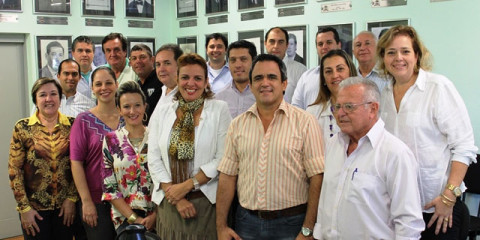 Prefeita reúne assessores e reafirma compromisso com plano de governo