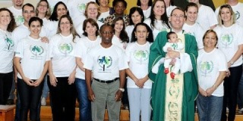 Pastoral da Criança faz envio de líderes na Paróquia Nossa Senhora Aparecida