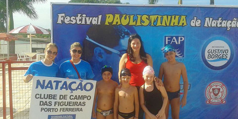 Alunos da natação do Clube de Campo na III Festival Paulistinha de Natação