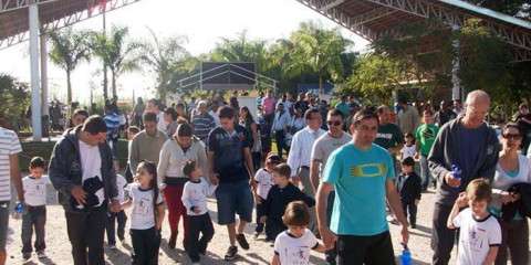 Educação e Meio Ambiente levam centenas de alunos e pais ao Parque Henriqueta Libertucci