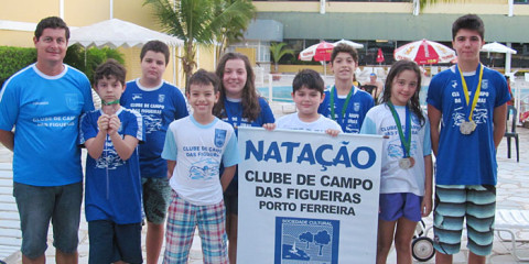 Equipe de Natação do Clube de Campo conquista várias medalhas na FAP