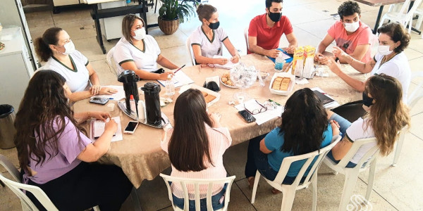 Reunião discute melhora nas condições de trabalho de catadores de recicláveis