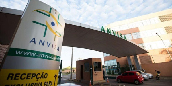 Anvisa aprova uso emergencial de novo medicamento contra Covid-19