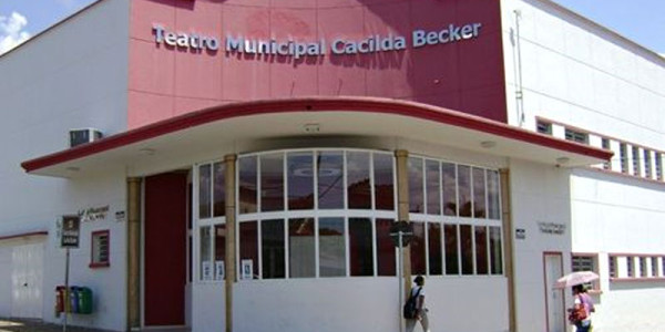 Pirassununga - Teatro Municipal Cacilda Becker está prestes a ser reinaugurado