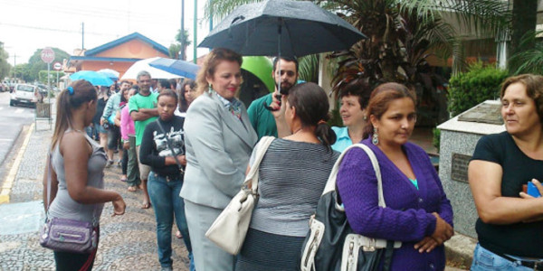 Mais de 5 mil pessoas fazem inscrições para casas populares nos primeiros dias