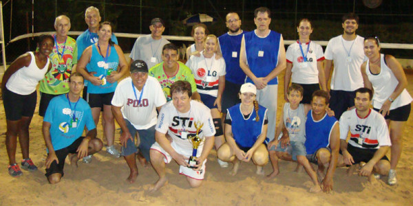 Clube de Campo realiza o Torneio Vôlei de Areia "Quarteto"