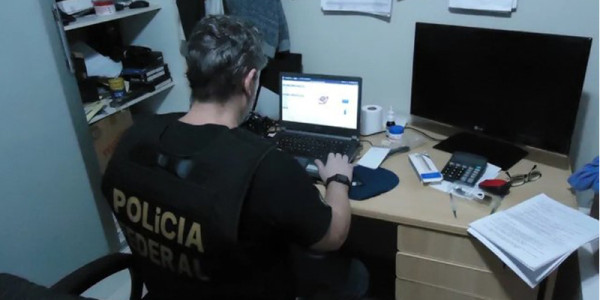 PF prende homem com arquivos de pornografia infantil em Rio Claro